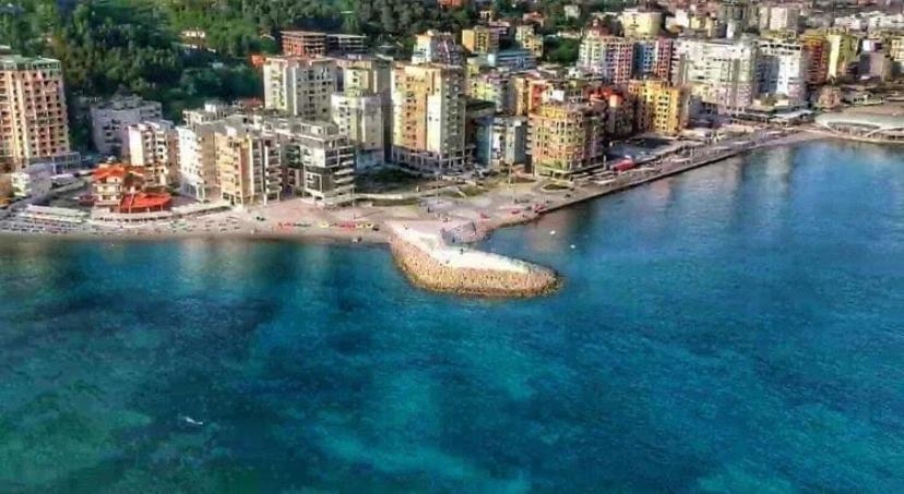 Lovely Studio Apartment Beachfront Durrës Zewnętrze zdjęcie